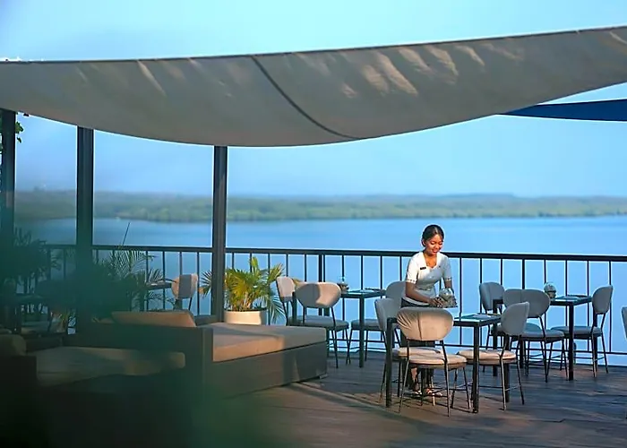 Adiwana Warnakali リゾート 4*